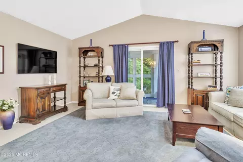 24 Mayapple Dr, Brick, NJ 08724 photo 27