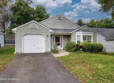 24 Mayapple Dr, Brick, NJ 08724 photo 8