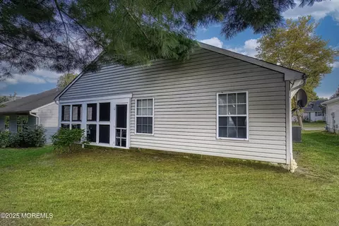 24 Mayapple Dr, Brick, NJ 08724 photo 5