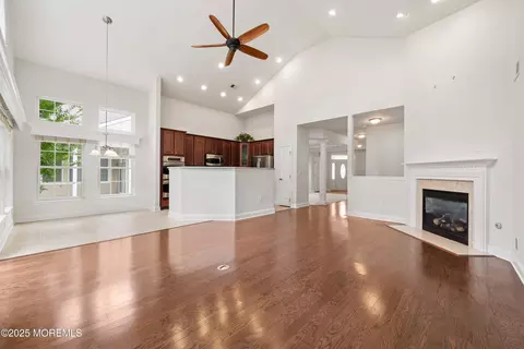 38 Point Pleasant Ln, Waretown, NJ 08758 photo 12