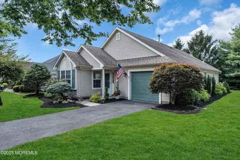 3308 Springer Ln, Toms River, NJ 08755