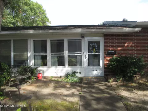 533 Dartmoor Ct # B, Lakewood, NJ 08701