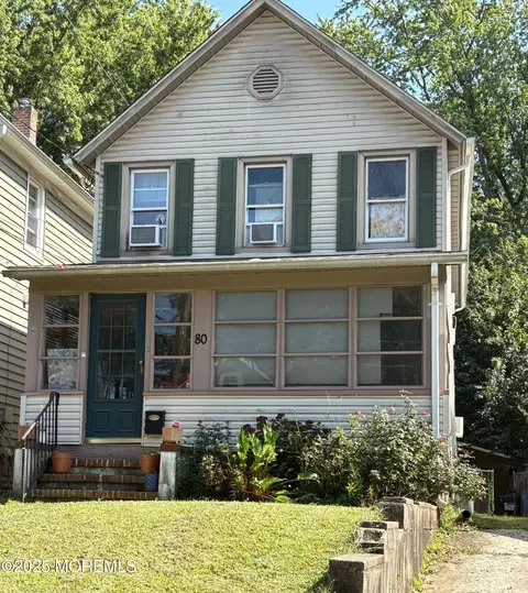 80 Jackson St, Freehold, NJ 07728