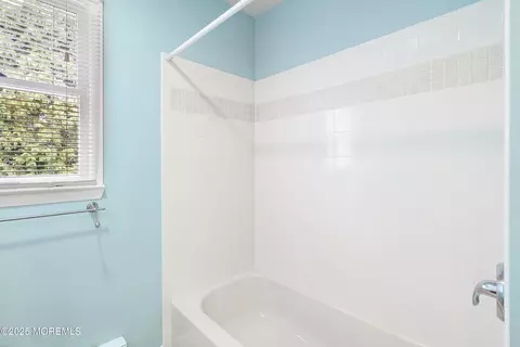 Bath - 416 Irons St, Forked River, NJ 08731 photo 5 of 5