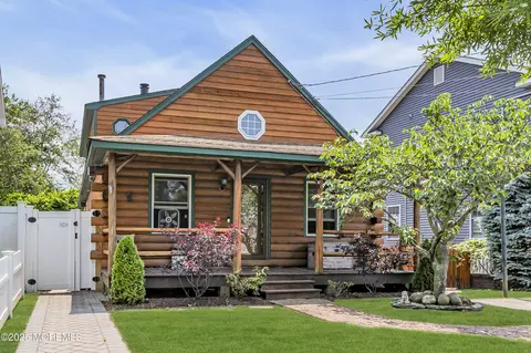 2142 Beach Blvd, Point Pleasant, NJ 08742