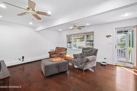 Living - 557 Lloyd Rd #B, Hazlet, NJ 07730 photo 1 of 1