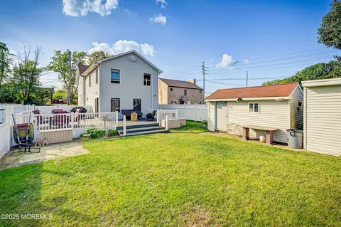 Exterior - 557 Lloyd Rd #B, Hazlet, NJ 07730 photo 7 of 15