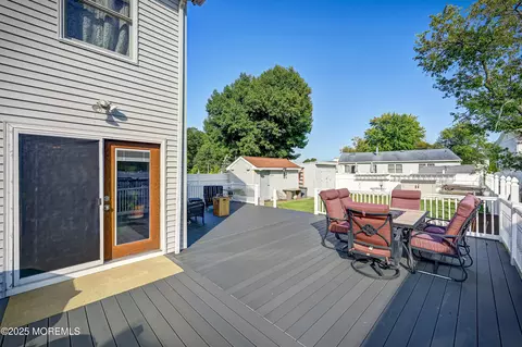 Exterior - 557 Lloyd Rd #B, Hazlet, NJ 07730 photo 4 of 15