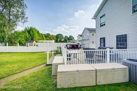Exterior - 557 Lloyd Rd #B, Hazlet, NJ 07730 photo 3 of 15