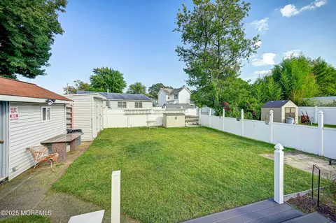 Exterior - 557 Lloyd Rd #B, Hazlet, NJ 07730 photo 9 of 15