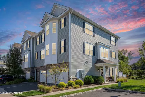 1705 Evans Ln, Middletown, NJ 07748