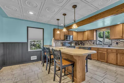 138 Main St, Helmetta, NJ 08828 photo 9