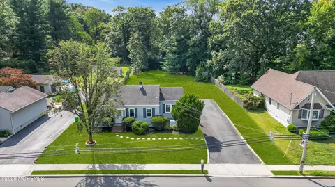 106 Van Brackle Rd, Aberdeen, NJ 07747