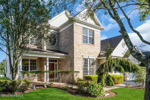31 Crenshaw Ct, Monroe, NJ 08831