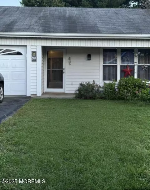 13 Saint Paul Pl, Manchester, NJ 08759