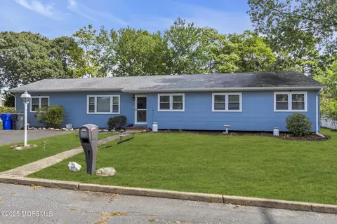 105 Port Rd, Brick, NJ 08723