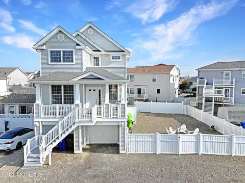 16 Trinidad Ave, Seaside Heights, NJ 08751