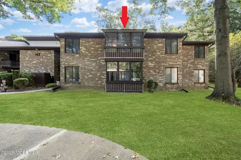 162 Cross Slope Ct #K, Manalapan, NJ 07726