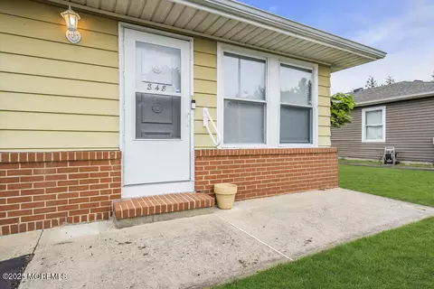 848 Jamaica Blvd, Berkeley, NJ 08721 photo 3