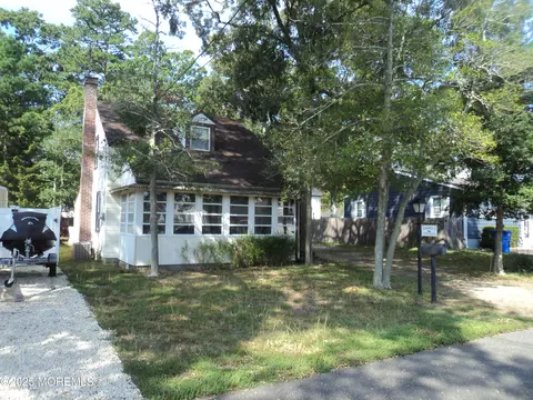 128 George Rd, Toms River, NJ 08753