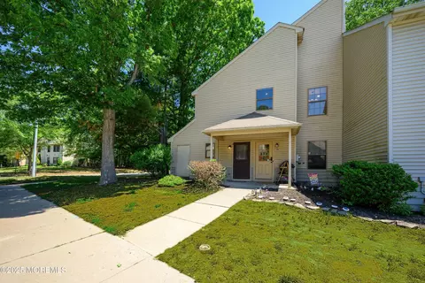 101 Daffodil Dr, Jackson, NJ 08527 photo 3