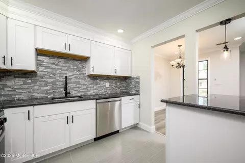 101 Daffodil Dr, Jackson, NJ 08527 photo 17