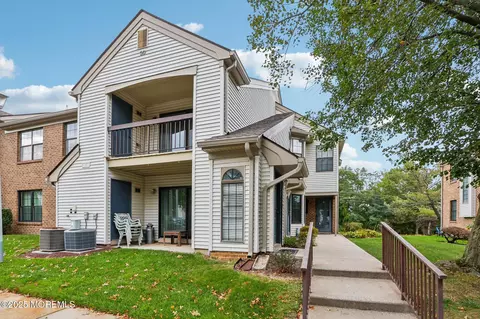 3015 Lighthouse Ln #3015, Parlin, NJ 08859