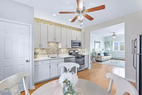 501 Main St #36, Avon By The Sea, NJ 07717