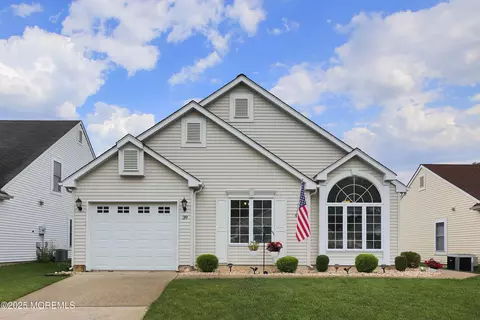 Exterior - 39 Dowing Ln, Jackson, NJ 08527 photo 8 of 9