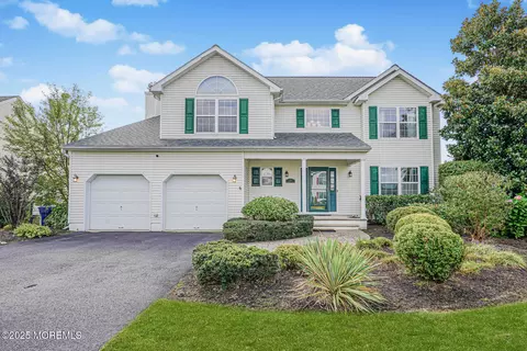 203 Fairway Ln, Neptune City, NJ 07753