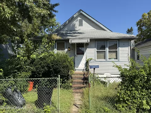 16 Wilson Ave, Keansburg, NJ 07734