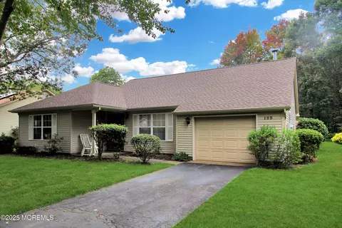 105 Morning Glory Ln, Whiting, NJ 08759