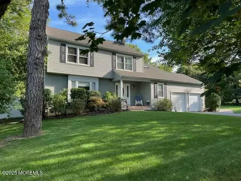 2255 Old Church Rd, Toms River, NJ 08753