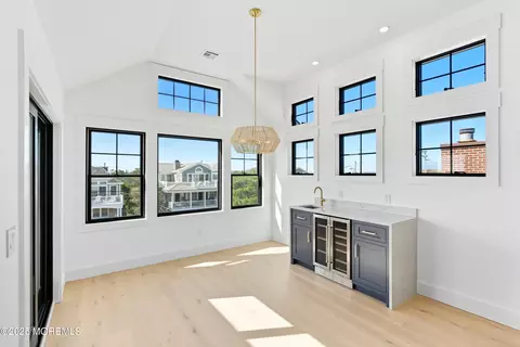 Dining - 7 E 77th St, Harvey Cedars, NJ 08008 photo 2 of 2