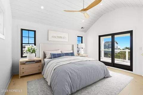 Bedroom - 7 E 77th St, Harvey Cedars, NJ 08008 photo 1 of 7