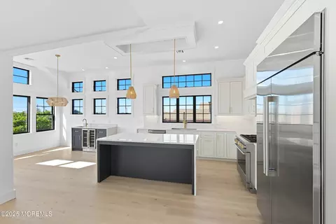 Kitchen - 7 E 77th St, Harvey Cedars, NJ 08008 photo 1 of 3