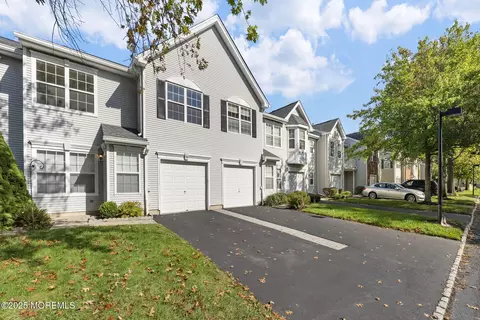 54 Pickett Pl, Freehold, NJ 07728