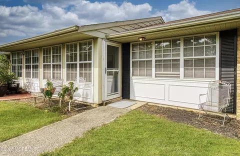 51 Edinburgh Ln # B, Manchester, NJ 08759