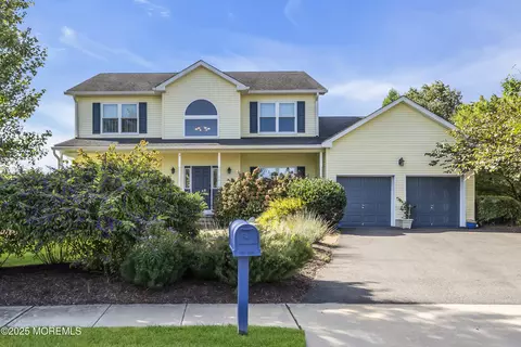 216 Fairway Ln, Neptune City, NJ 07753