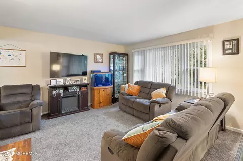 Living - 14 Elm St, Jackson, NJ 08527 photo 2 of 2