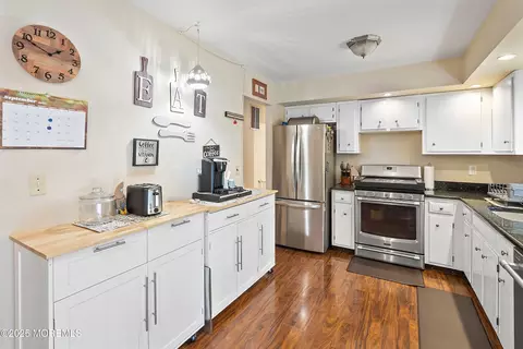 Kitchen - 14 Elm St, Jackson, NJ 08527 photo 2 of 2