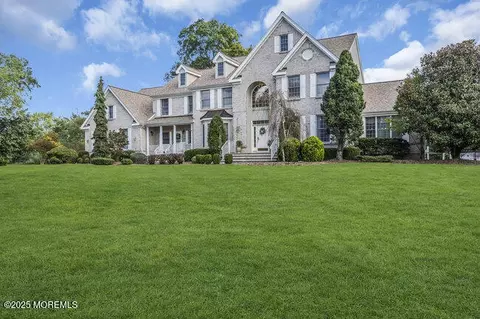 2 Francis Ct, Millstone, NJ 08510