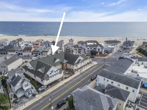 580 E Main St #4, Manasquan, NJ 08736