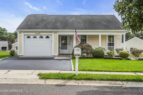 55 Elmswell Ave, Manchester, NJ 08759