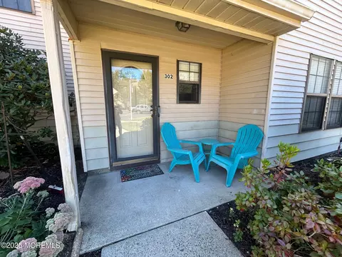 302 Daisy Ct, Jackson, NJ 08527 photo 3