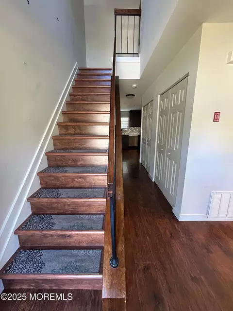 302 Daisy Ct, Jackson, NJ 08527 photo 5
