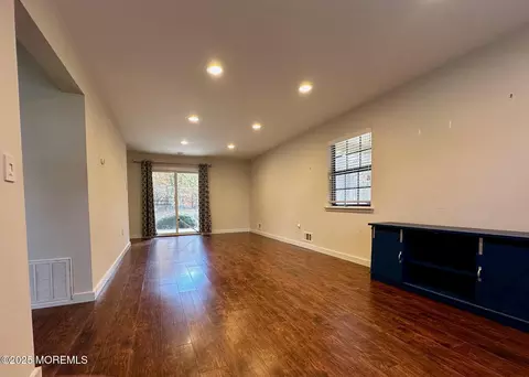 302 Daisy Ct, Jackson, NJ 08527 photo 26