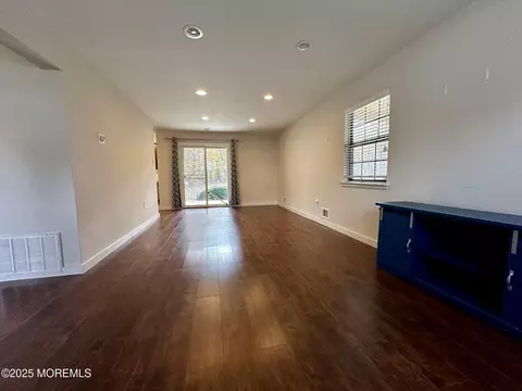 302 Daisy Ct, Jackson, NJ 08527 photo 25