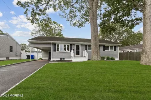 203 Lorraine Pl, Brick, NJ 08724