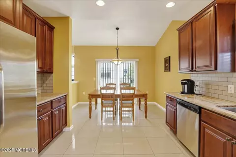 Kitchen - 53 Pine Valley Rd, Jackson, NJ 08527 photo 2 of 5